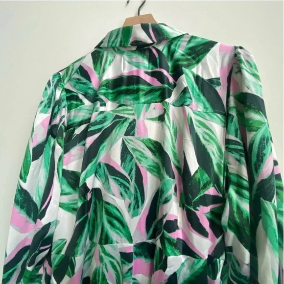 New BeautiCurve X Lane Bryant Palm Leaf Print ShirtDress
Button Dress Size 22 - Picture 7 of 15